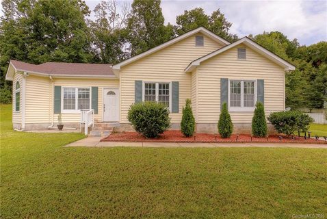 8435 Quarry Road sold home in Stoneridge, Charlotte, NC