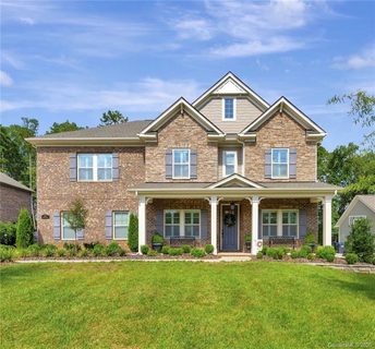 1729 Cavaillon Drive sold home in Cavaillon, Waxhaw, NC