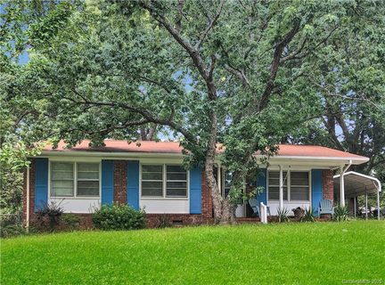1951 Marett Boulevard