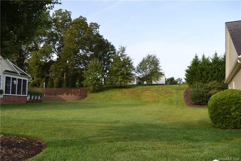 107 Henrys Glen Drive