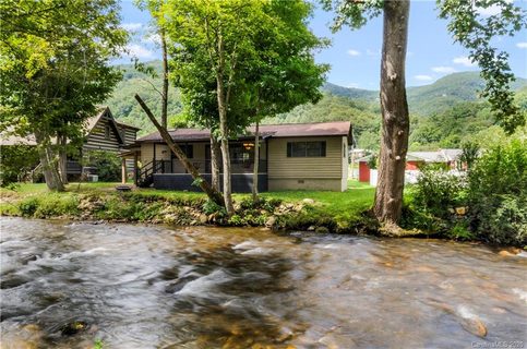 1113 Moody Farm Road sold home in Presley Estates, Maggie Valley, NC