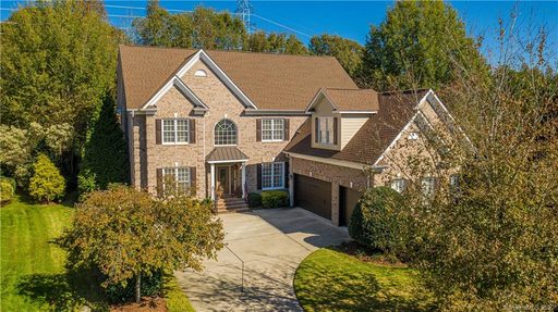 12025 James Richard Drive sold home in Vanderbilt At Providence, Charlotte, NC