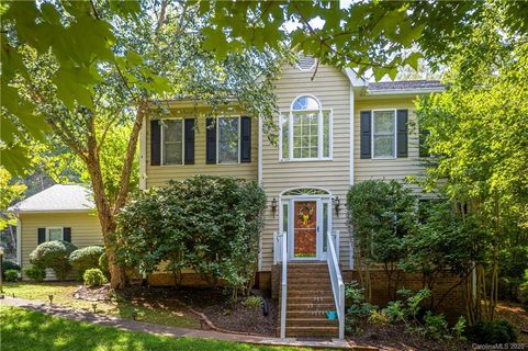 302 La Foret Drive