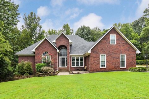 2934 Walter Drive