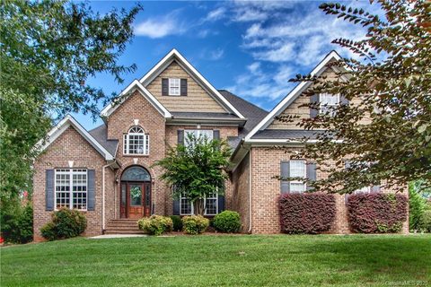 182 Howard Pond Loop