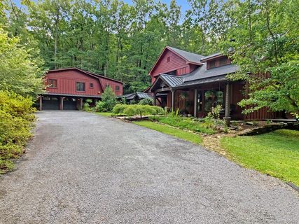 34 Sylvan Byway sold home in Sylvan Habitat, Pisgah Forest, NC