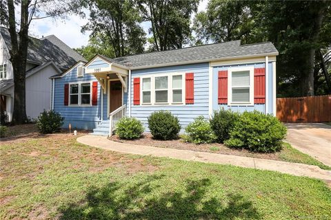 1001 Lunsford Place