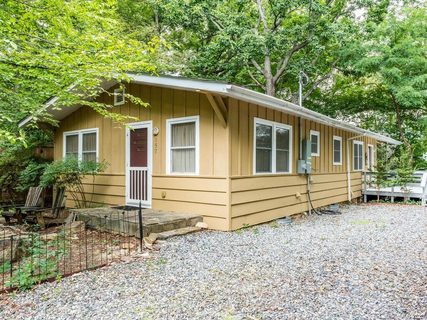 157 Ridgeview Circle sold home in Lake View Estates, Lake Lure, NC