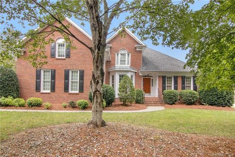 10826 Megwood Drive sold home in Berwick, Charlotte, NC