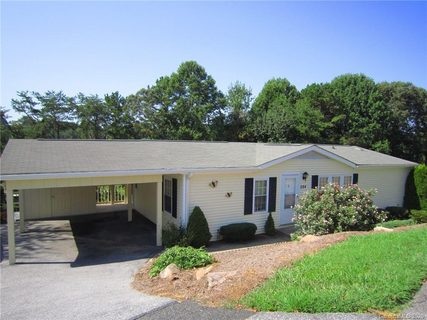 204 Cranbrook Circle