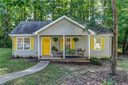 2240 Sunset Boulevard sold home in Charlotte, SC