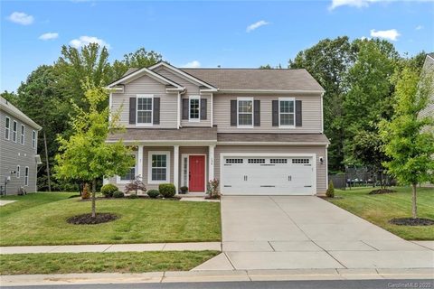 136 Paradise Hills Circle