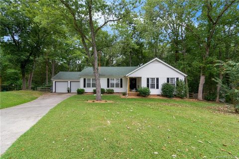 10803 Sawgrass Court sold home in Innisfree, Charlotte, NC