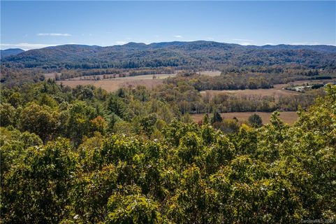 1018 Willow Ridge Drive 23A sold lot in Willow Ridge, Hendersonville, NC
