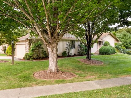 124 Deerlake Drive