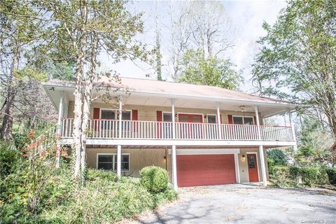 393 Spring Street