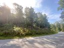Lot 5 Holiday Drive sold home in Hendersonville, SC