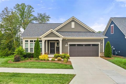 8032 Parknoll Drive