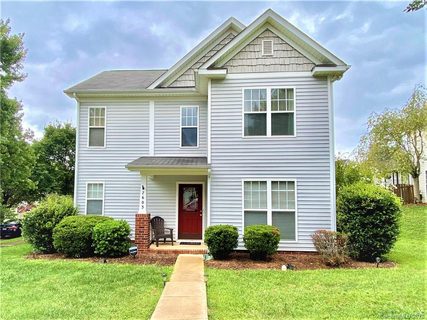 7603 Rolling Meadows Lane sold home in Stonegate Farms, Huntersville, NC