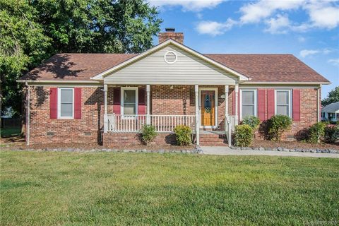 1422 Midlake Avenue sold home in Medlin Crossing, Kannapolis, NC