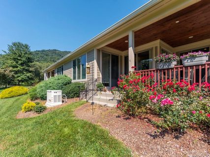 61 Augusta Circle sold condo in Masters Pointe, Waynesville, NC