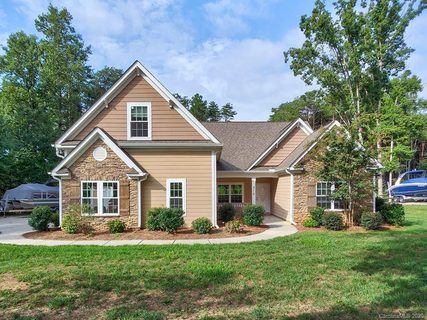 310 Stutts Road sold home in Stutts Cove, Mooresville, NC