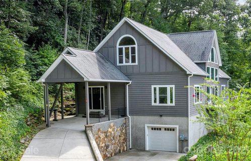 2 Stonecrest Drive sold home in Ridgeview Estates, Asheville, NC