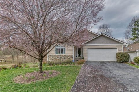 419 Highland Golf Drive