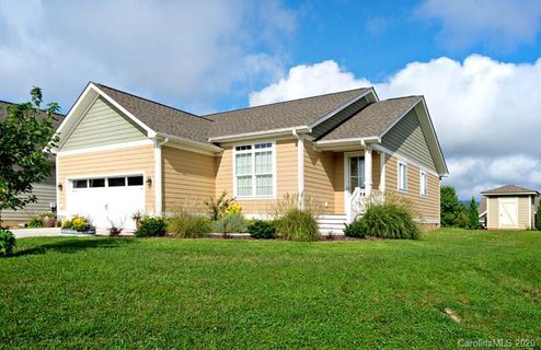 75 Rose Creek Road sold home in Rose Hill Plantation, Leicester, NC