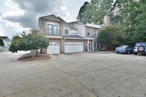 1749 Heatherhill Road 102