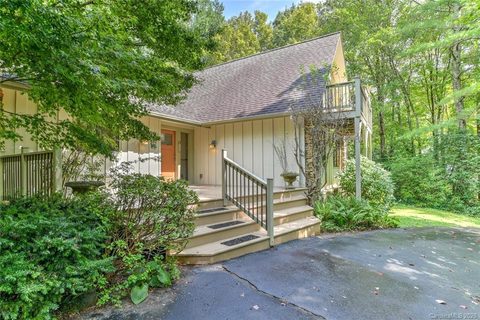 125 Woodhaven Drive