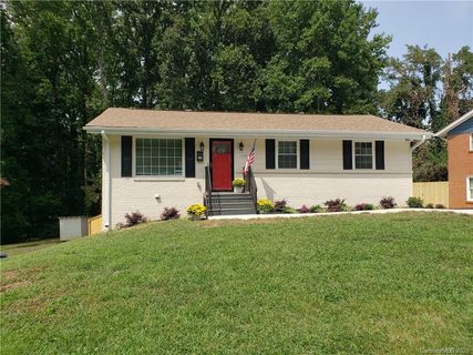 1320 Plumstead Road sold home in Garden Park, Charlotte, NC