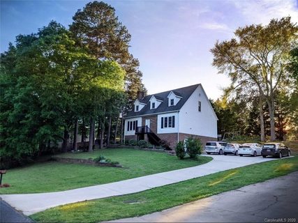 266 Pokeberry Trail
