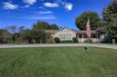 208 S Greenbriar Road sold home in Statesville, SC