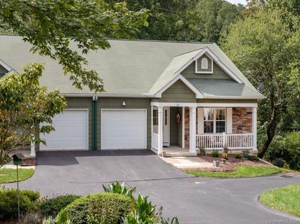 63 Coldwater Lane sold townhome in Shaws Creek Farm, Laurel Park, NC