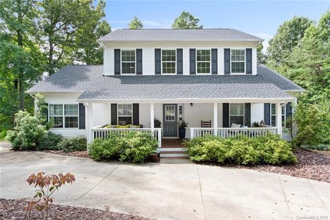 9 Gollum Drive sold home in Hillshire Woods, Fairview, NC