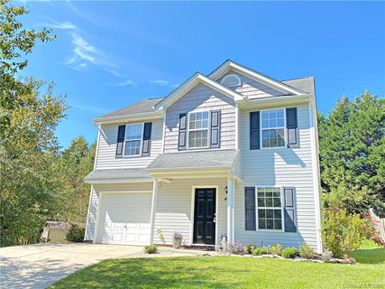 618 Trillium Court sold home in Magnolia Place, Conover, NC