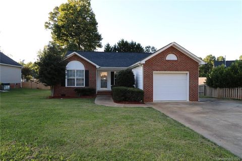 1011 White Water Circle