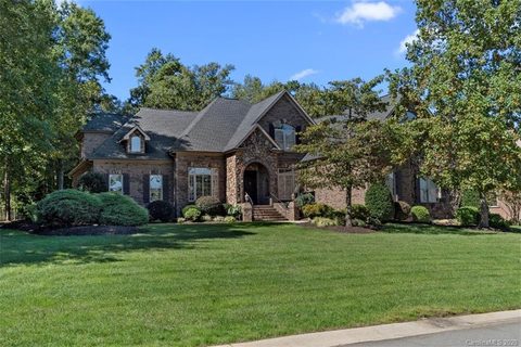 422 Langston Place Drive sold home in Eppington South, Fort Mill, SC