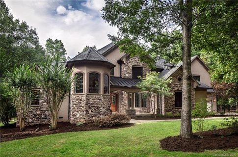 2 Ashbrook Meadows
