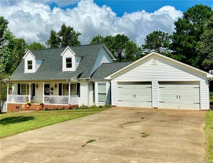 2653 Prince Drive sold home in Lincoln Forest, Lincolnton, NC