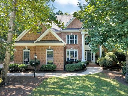 300 Inland Cove Court