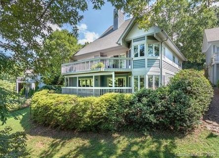 30 Highland Pointe Drive sold home in Highland Pointe, Weaverville, NC