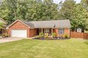 307 Meadowbrook Drive sold home in Matthews, SC
