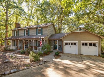 2817 Cedar Trail Lane