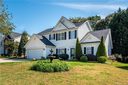 3446 Fairfax Woods Drive sold home in Matthews, SC