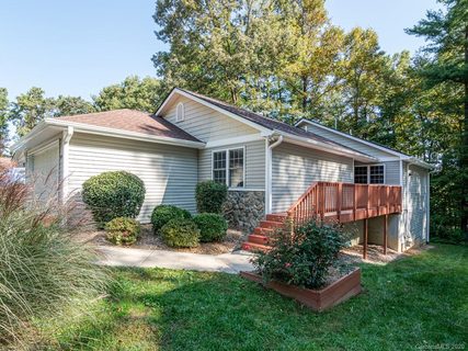 323 Ewarts Hill Road