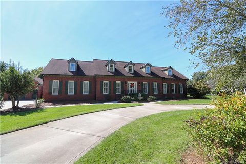 506 Channing Circle