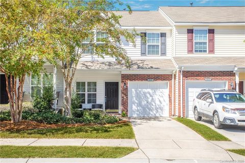 13631 Singleleaf Lane