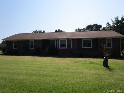 2814 Cedar Trail Lane